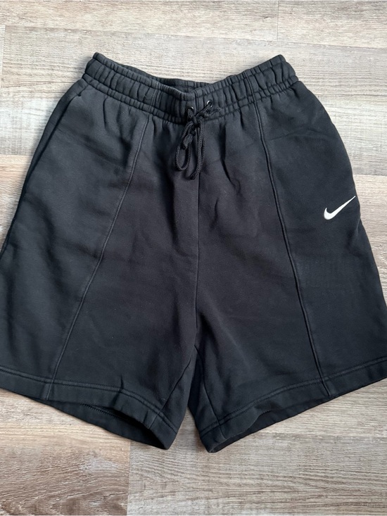 Nike Pants - Nike Sportswear Essential High Rise Fleece Shorts XS
